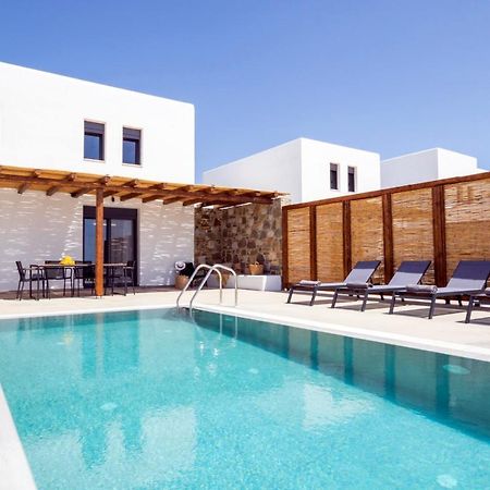 Cato Agro 4, Seafront Villa With Private Pool Afiartis Bagian luar foto