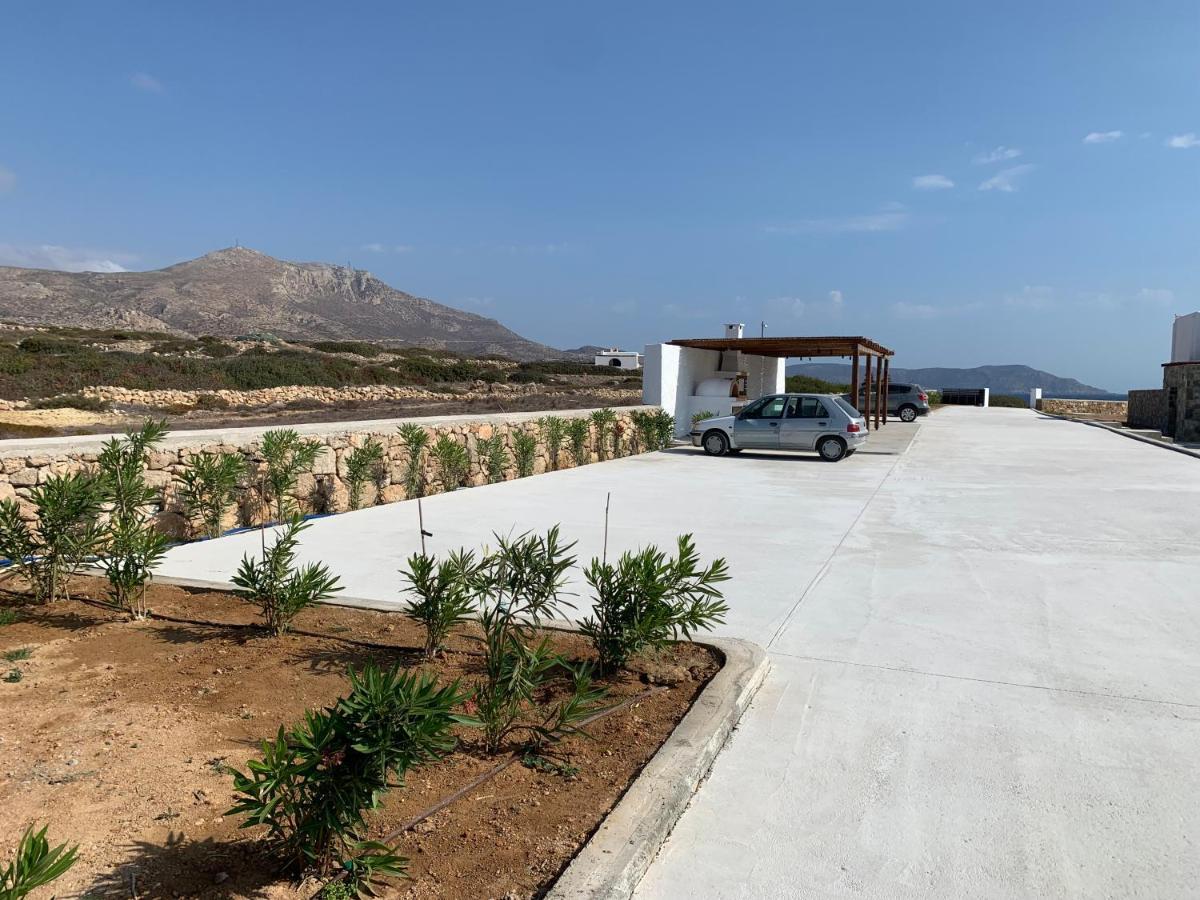 Cato Agro 4, Seafront Villa With Private Pool Afiartis Bagian luar foto
